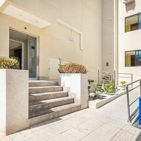 Trinisol Sea Views 24e 아파트 *